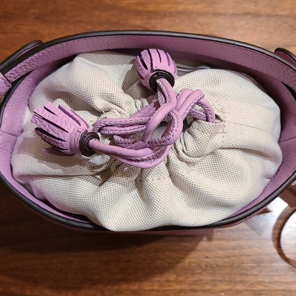 RARE Kate spade 🎇 host pick✨ orchid bucket purse - Picture 4 of 4